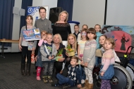 Slavnostní předání šeku z projektu Antistresového diáře Kiwanis